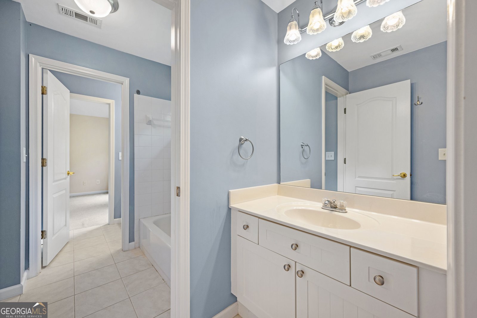 562 Vinings Springs Drive Mableton - Photo 39