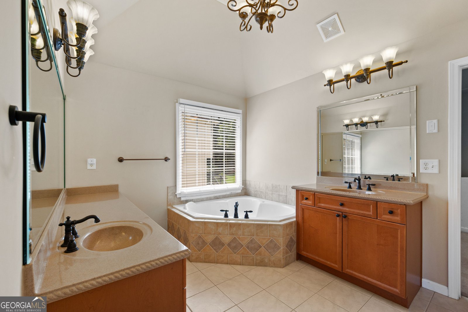 562 Vinings Springs Drive Mableton - Photo 51