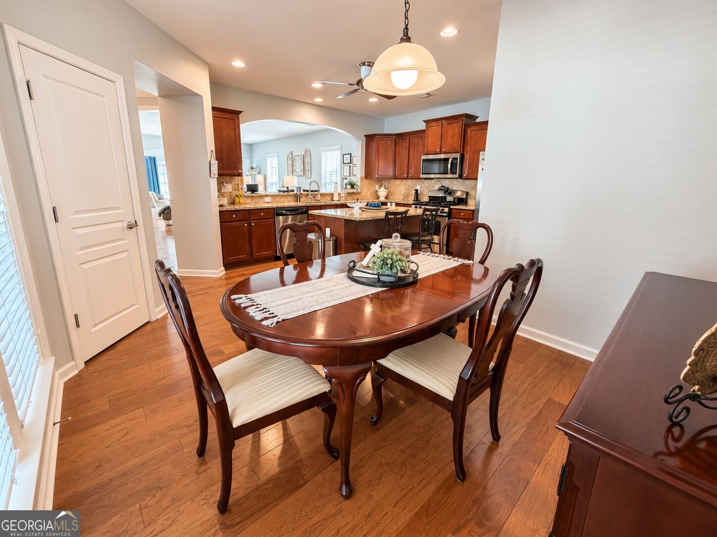 844 Peach Blossom Court Griffin - Photo 34