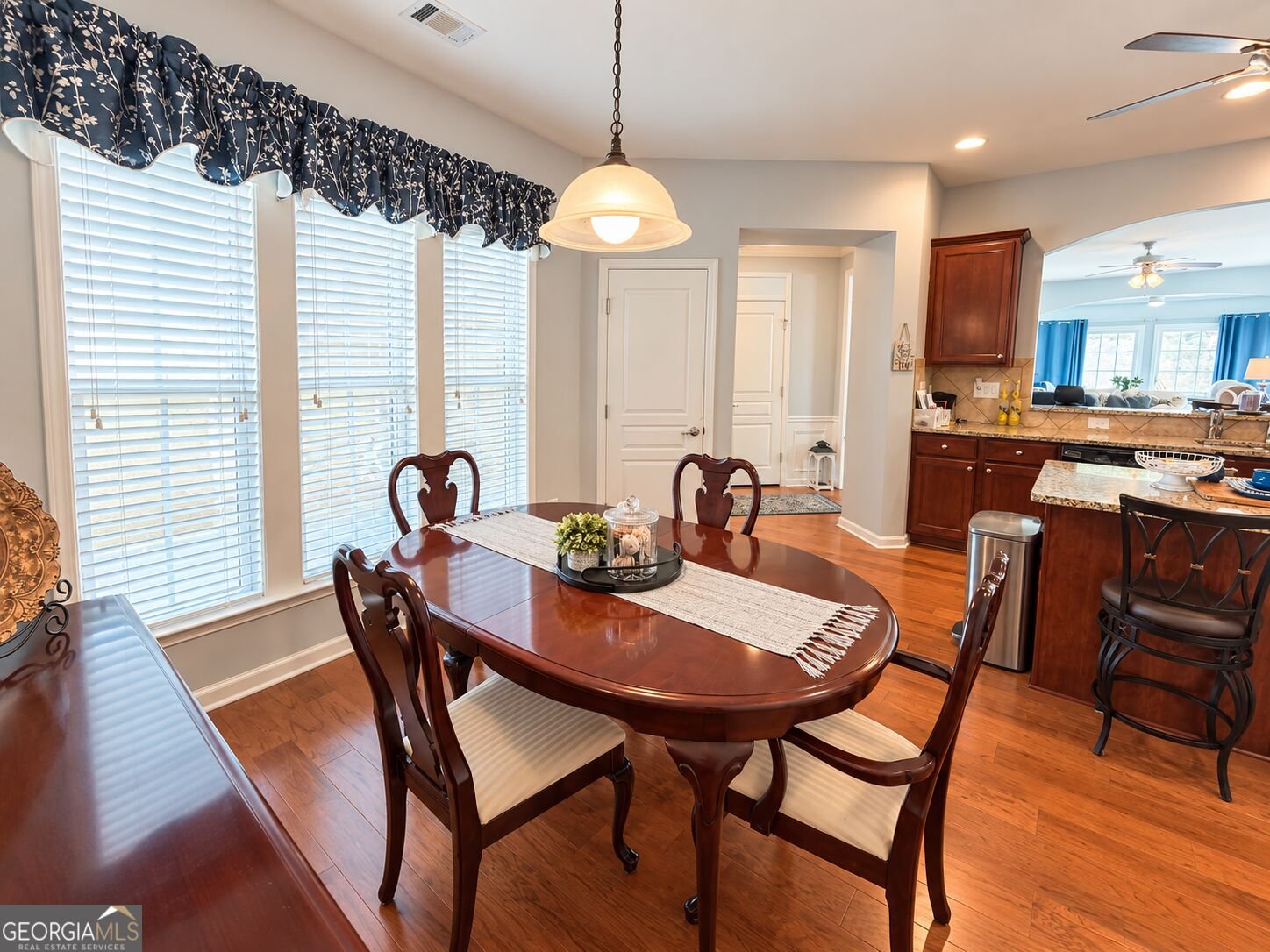 844 Peach Blossom Court Griffin - Photo 35