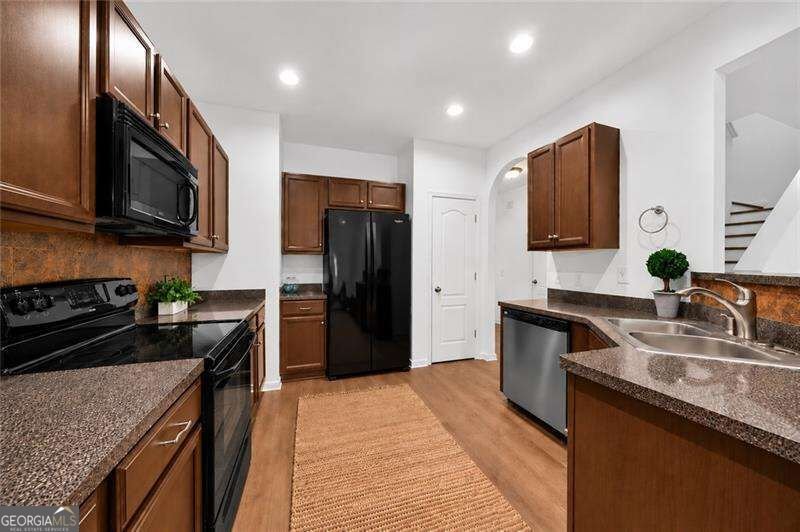 306 Pin Oak Avenue Woodstock - Photo 6