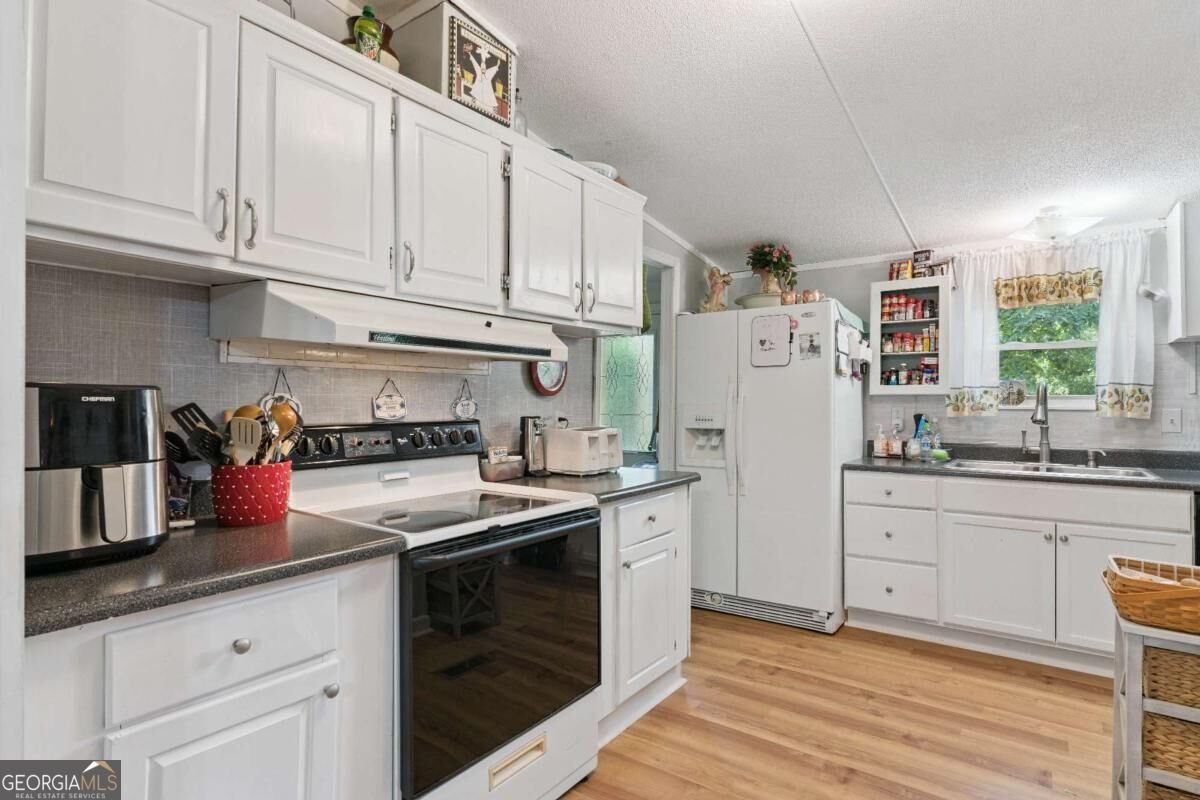 215 Baumgardner Road Brunswick - Photo 9