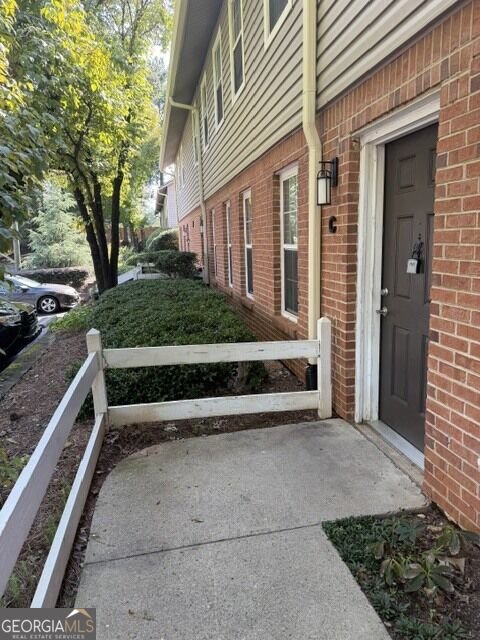 7750 Roswell Road Sandy Springs - main photo