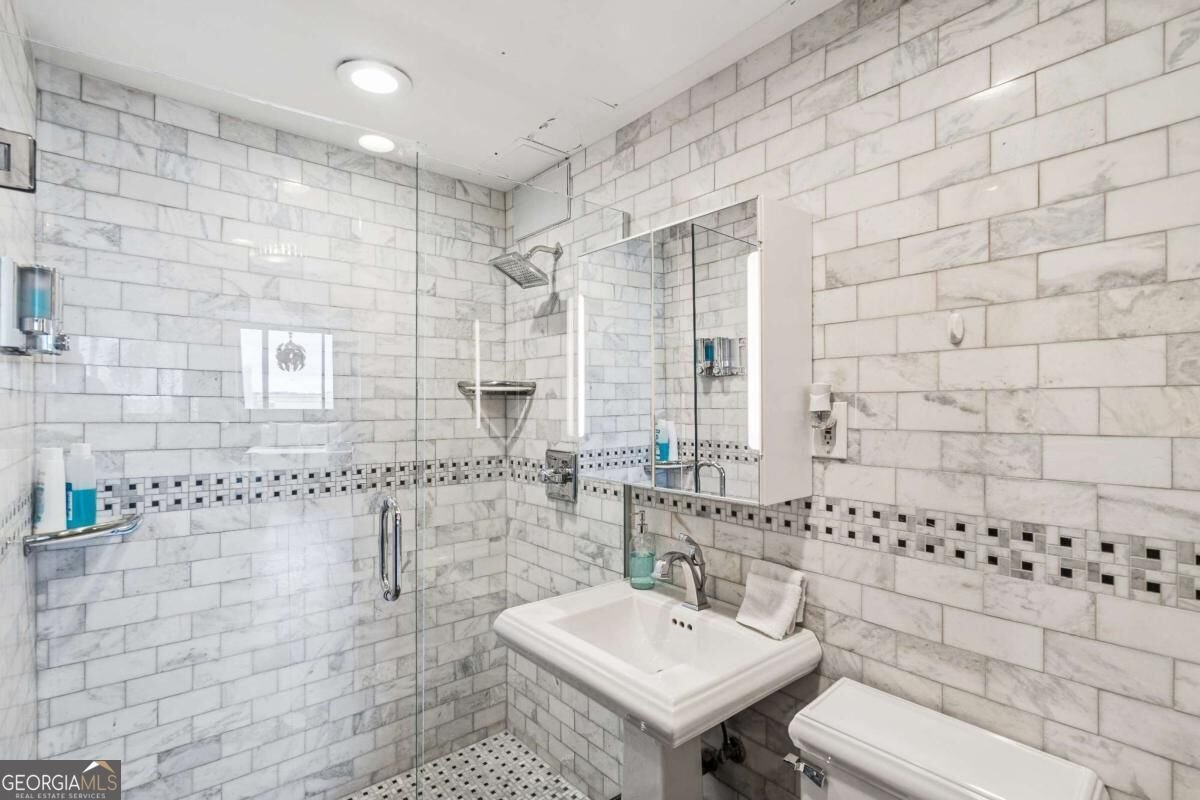 215 Piedmont Avenue Atlanta - Photo 18