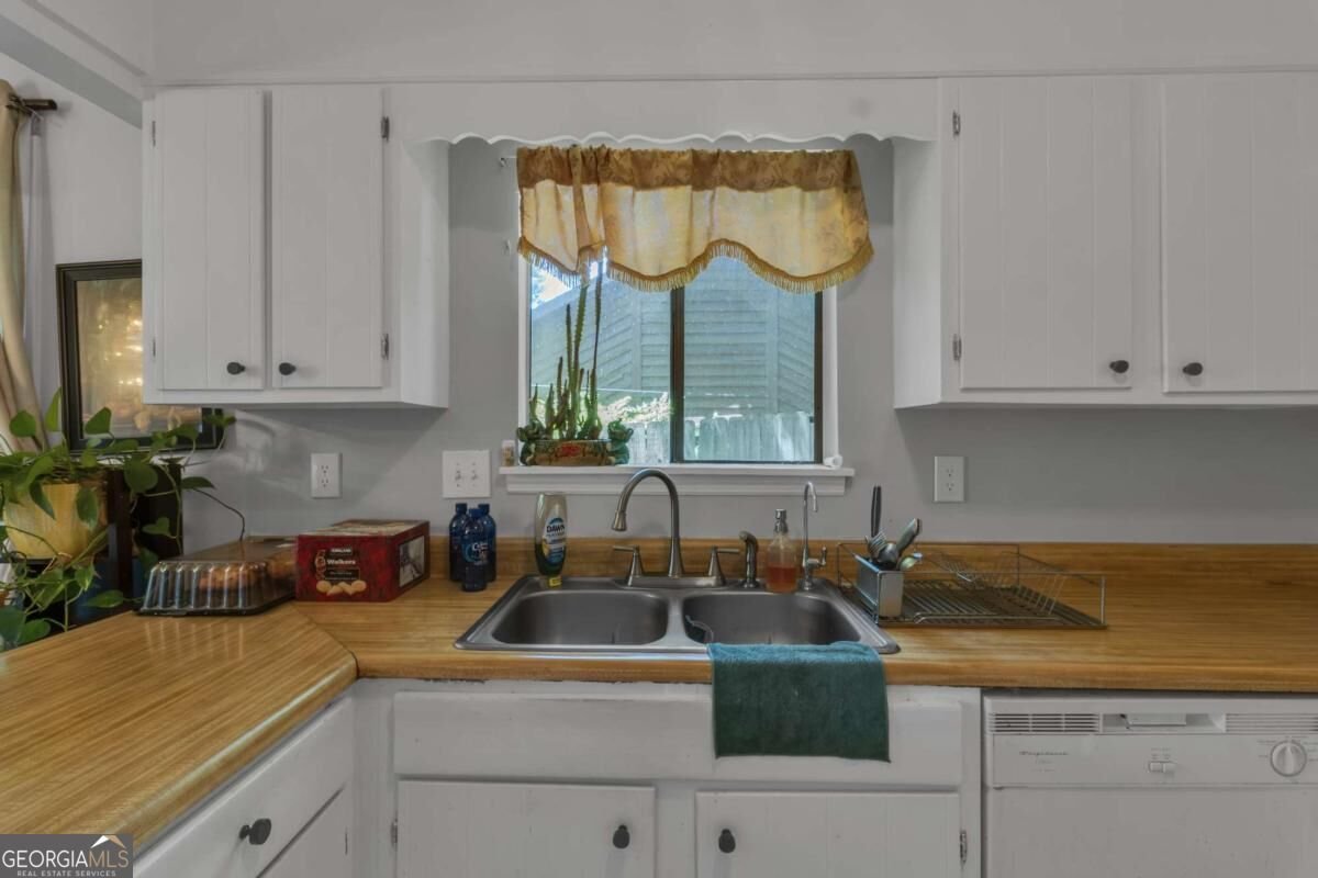 1462 Country Downs Drive Norcross - Photo 8