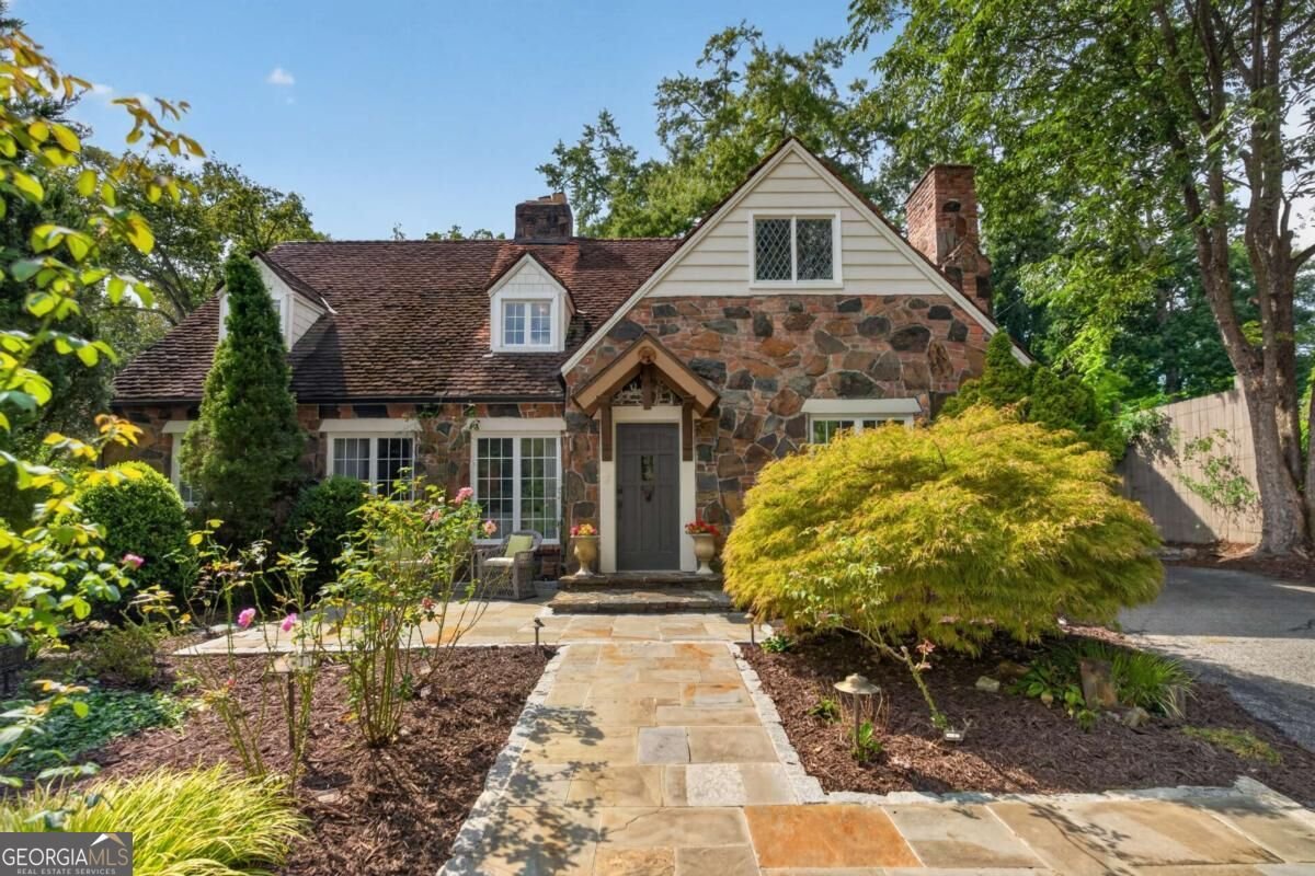 3626 Kingsboro Road Atlanta - main photo