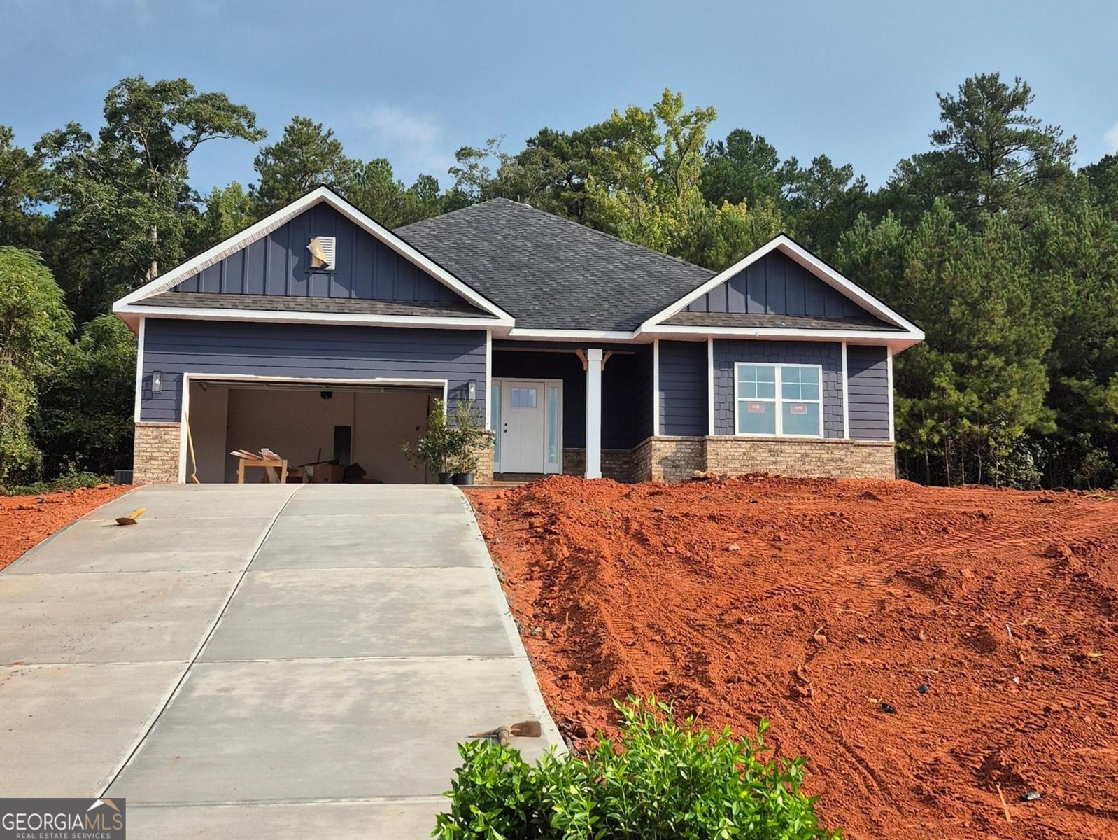 1108 Stiles Crossing Griffin - main photo
