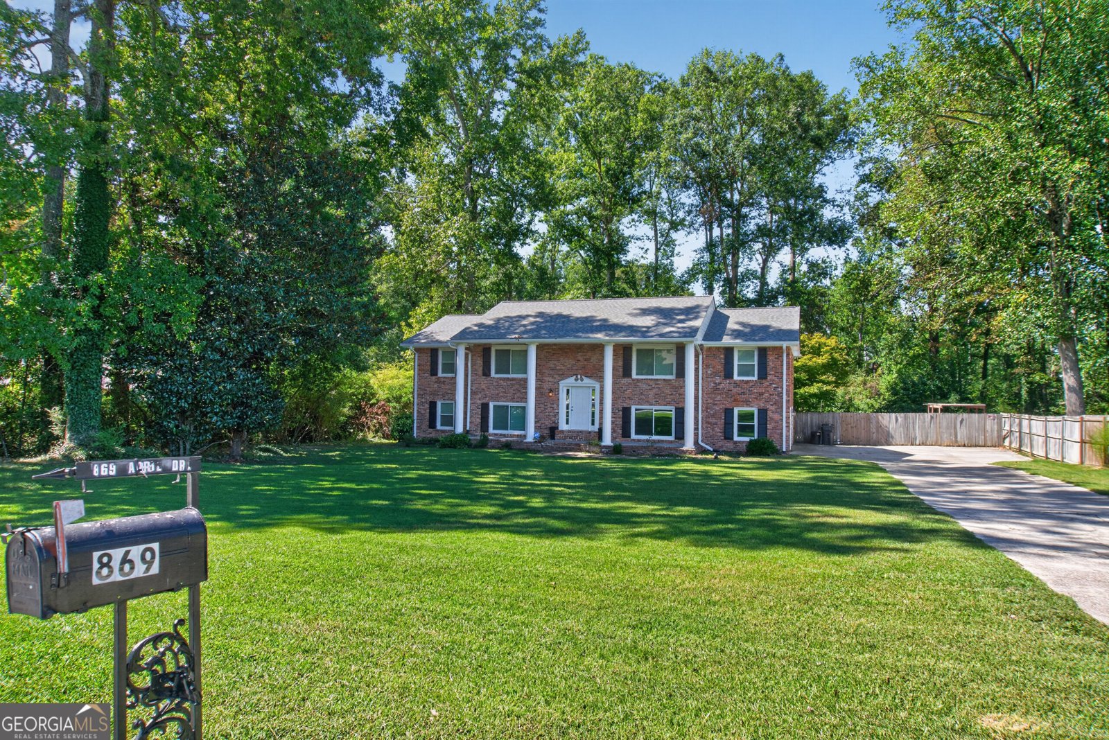 869 April Drive Conyers - Photo 7