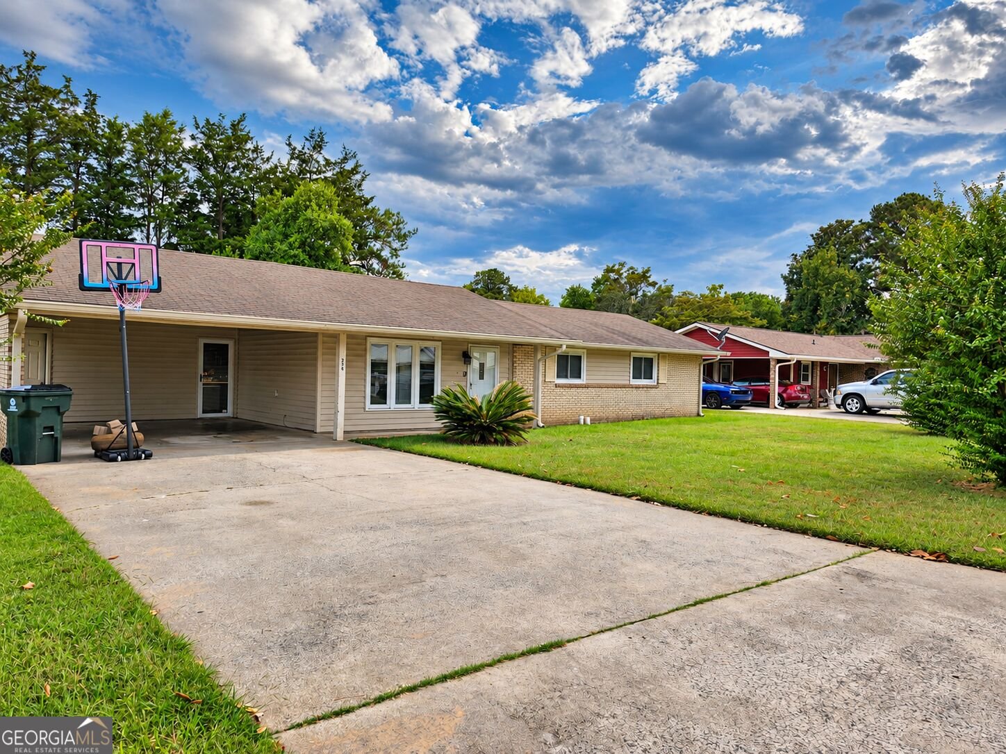 208 BEDIVERE Drive Warner Robins - main photo