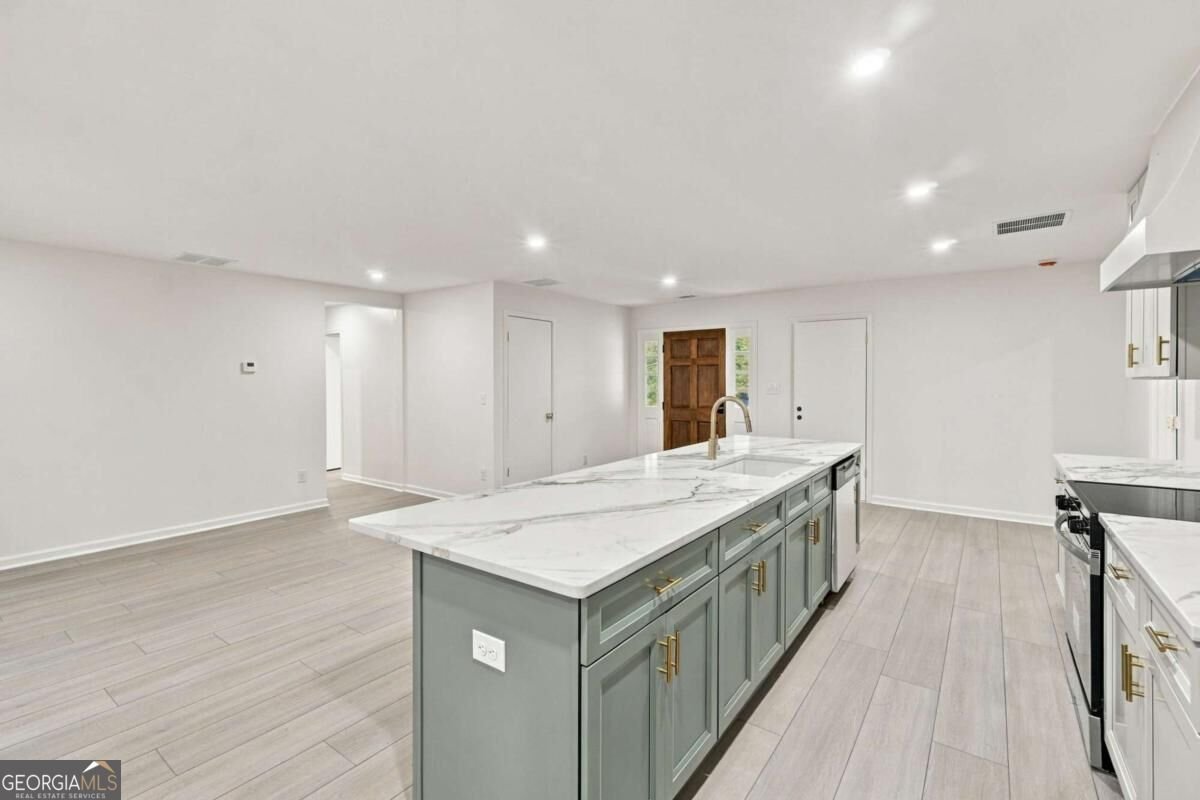 645 Noell Way Lilburn - Photo 10
