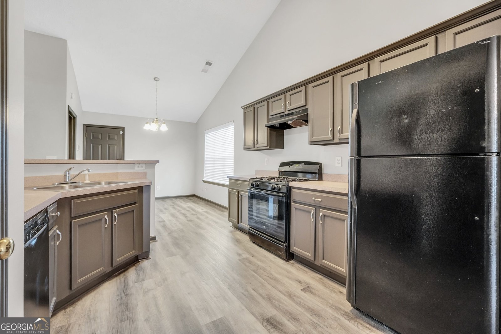 237 Grover Turner Way McDonough - Photo 10