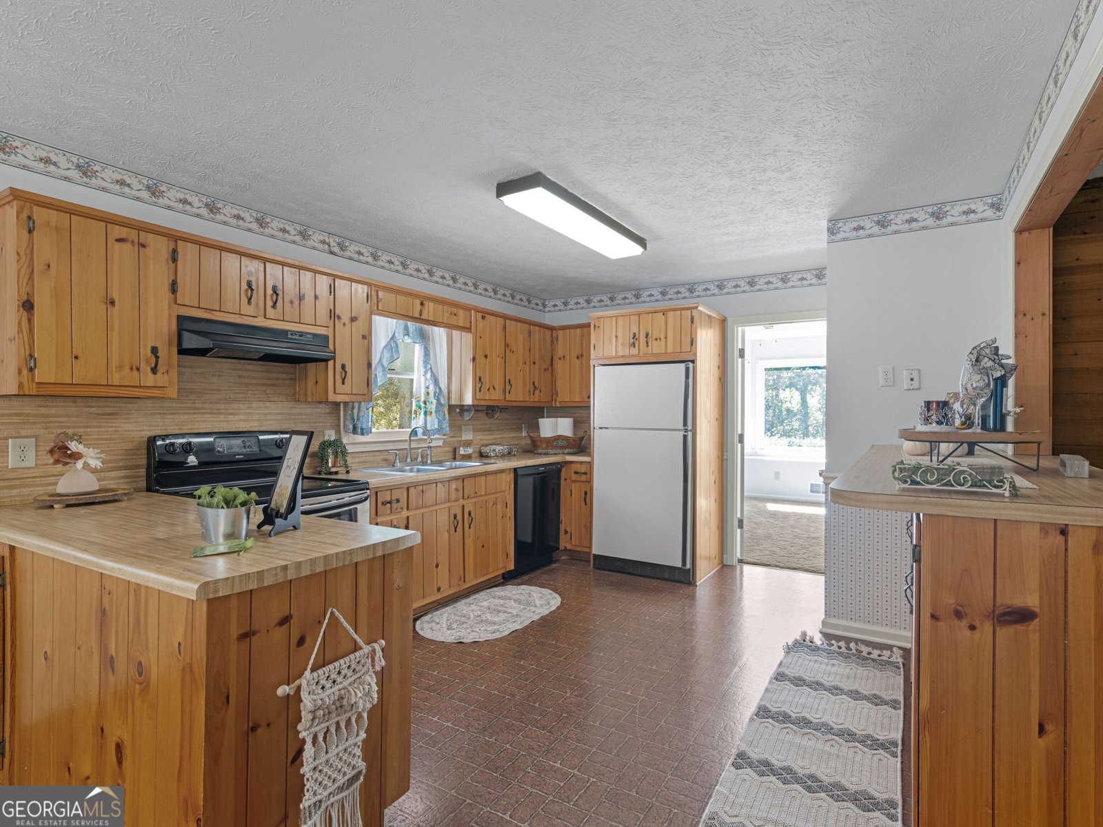 1390 Kirkland Road Covington - Photo 9