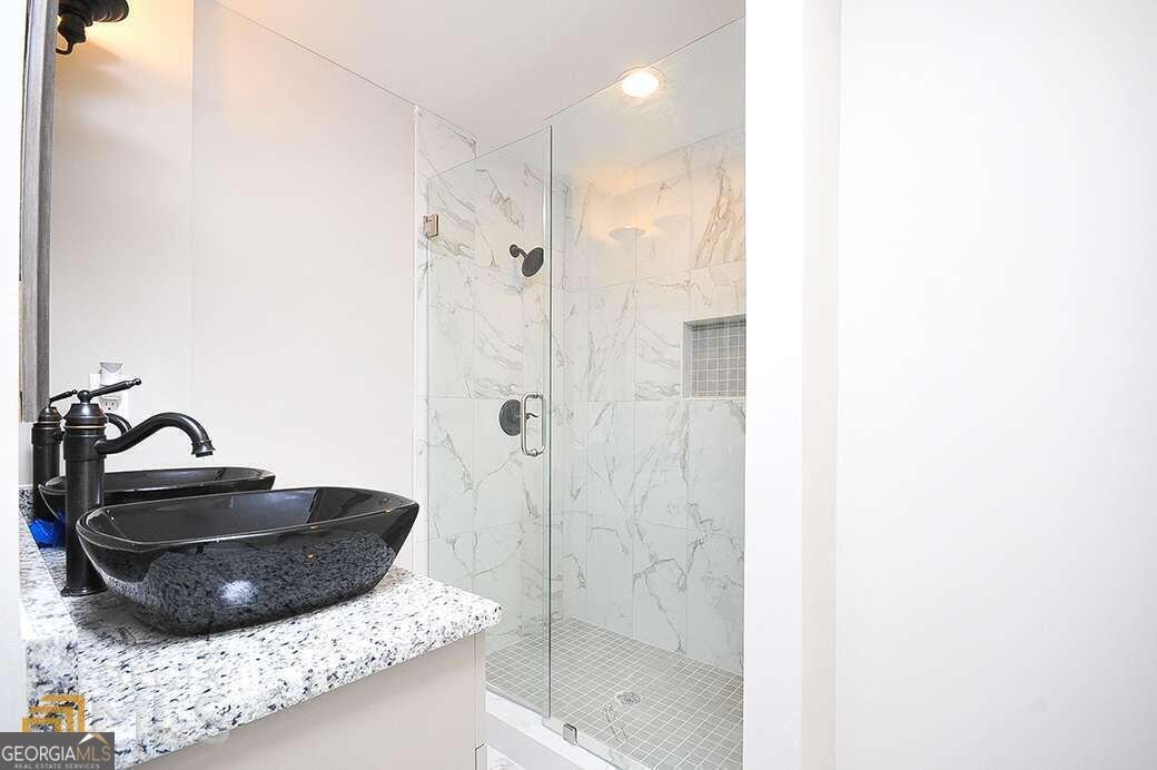 1877 Glenmar Drive Decatur - Photo 10
