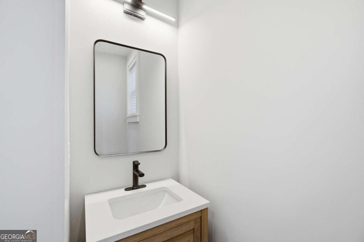 184 W Jarrard Street Cleveland - Photo 16