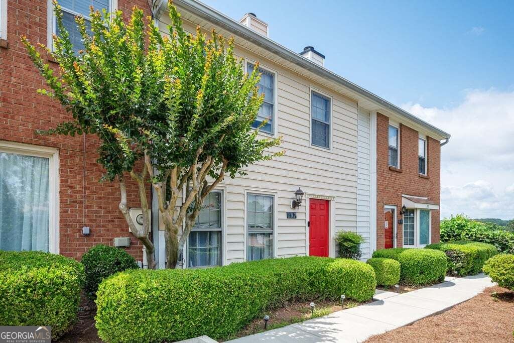 197 High Creek Drive Roswell - main photo