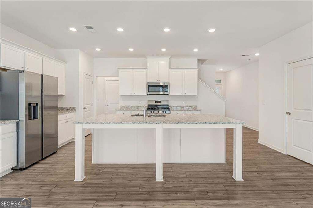 649 Isom Walk Suwanee - Photo 17