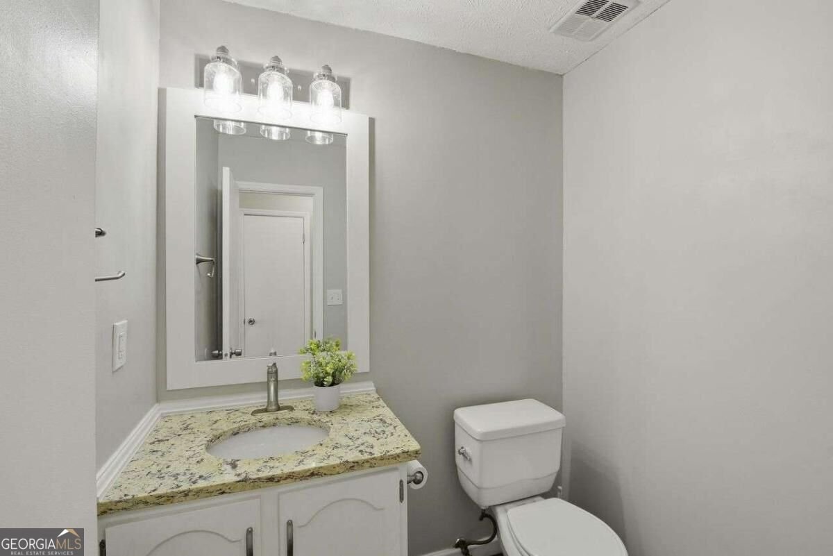 2718 Suwanee Way Marietta - Photo 10