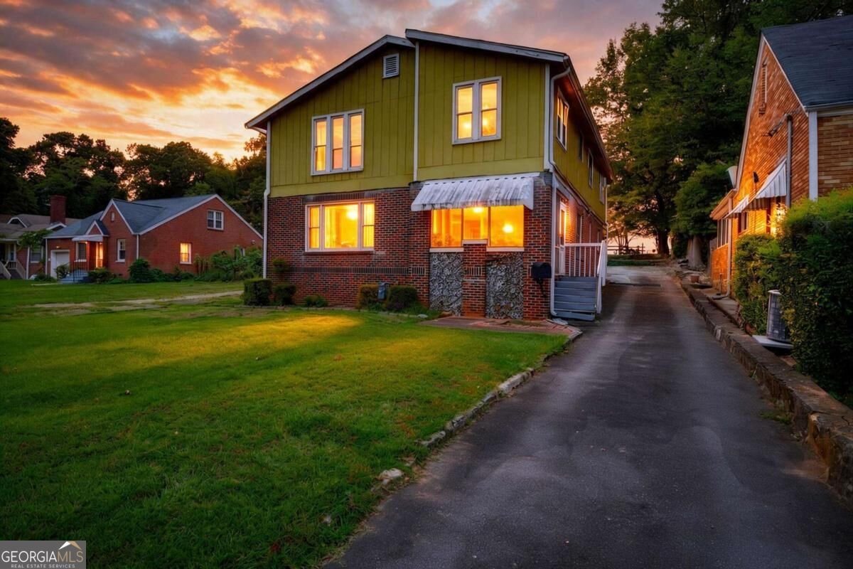 2099 Cascade Road Atlanta - Photo 2