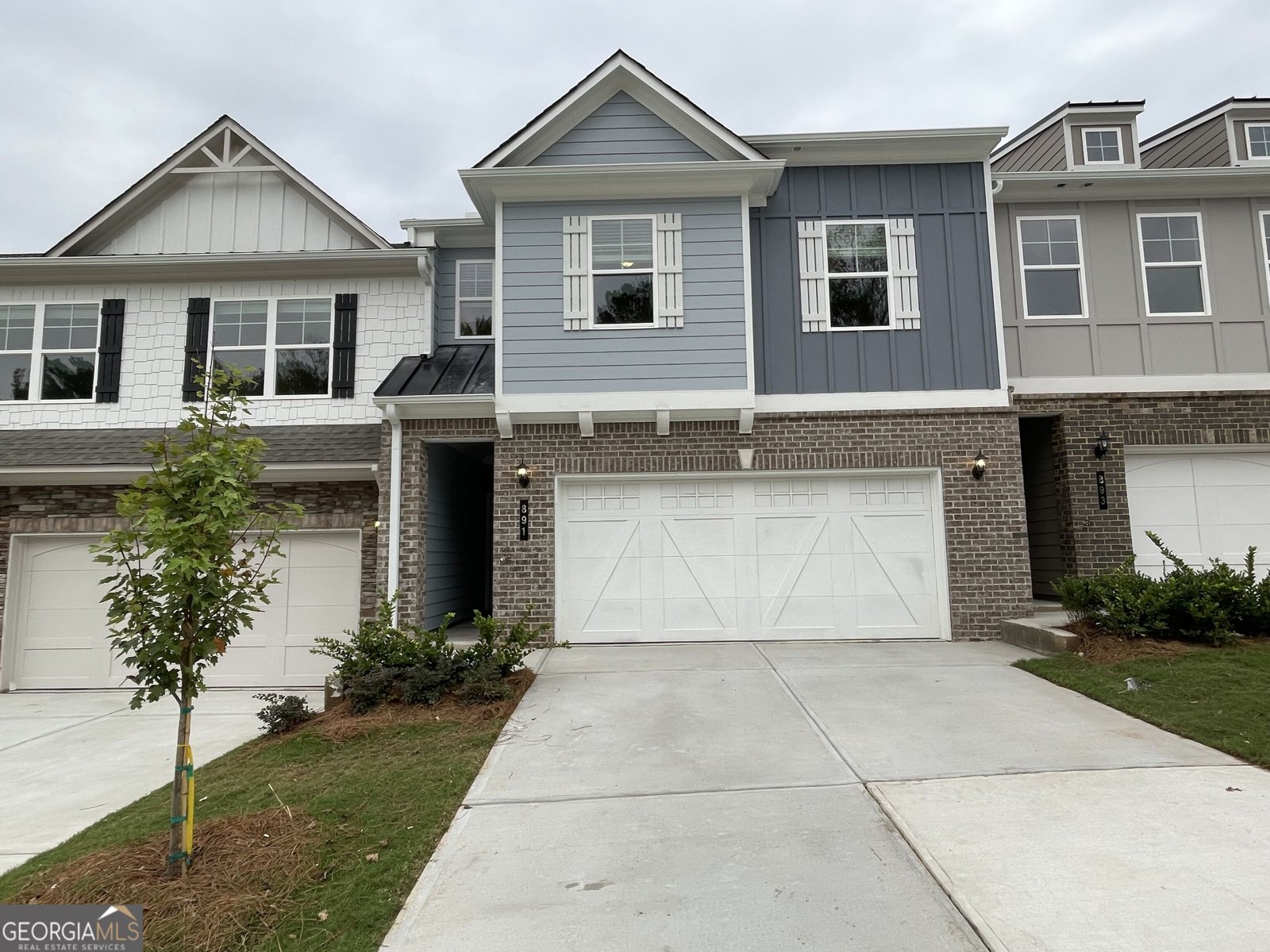 881 Counterpoint Drive Decatur - main photo