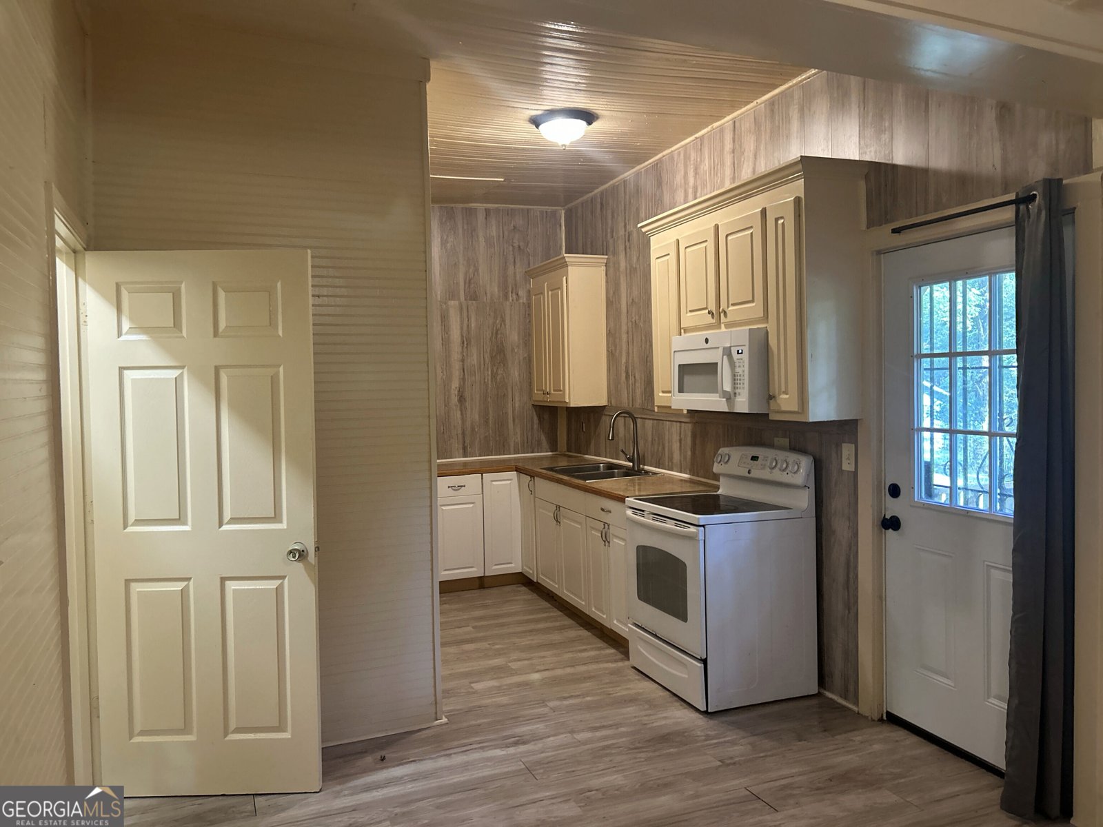 245 Atlanta Street Barnesville - Photo 6