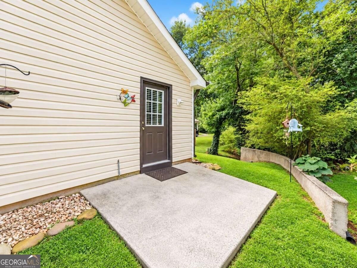 2560 Fairlane Drive Cumming - Photo 10