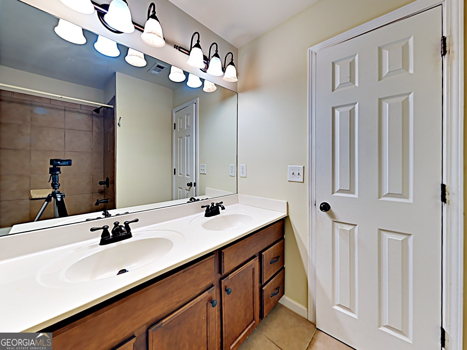 1091 Forest Creek Drive Canton - Photo 12