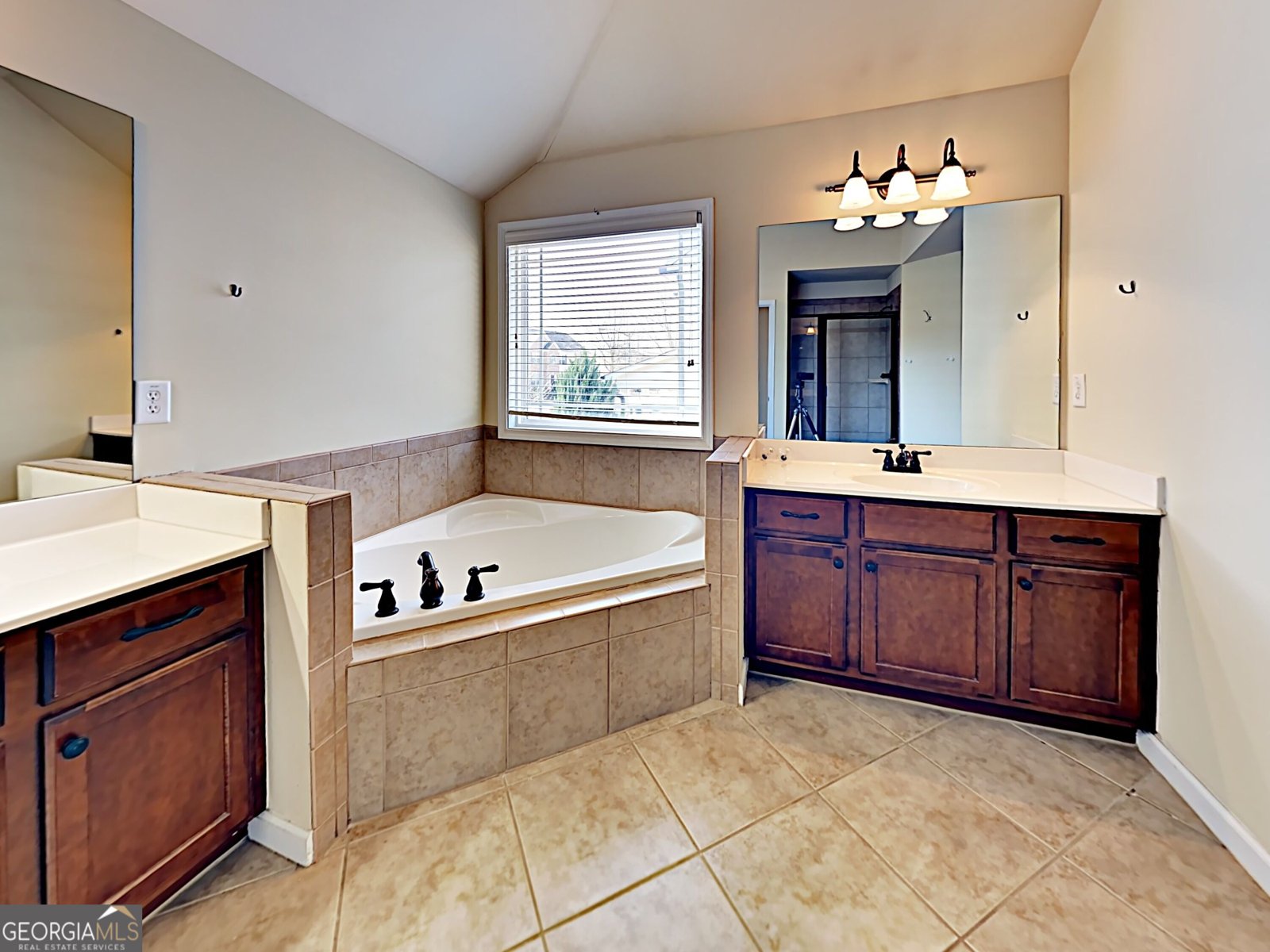 1091 Forest Creek Drive Canton - Photo 15