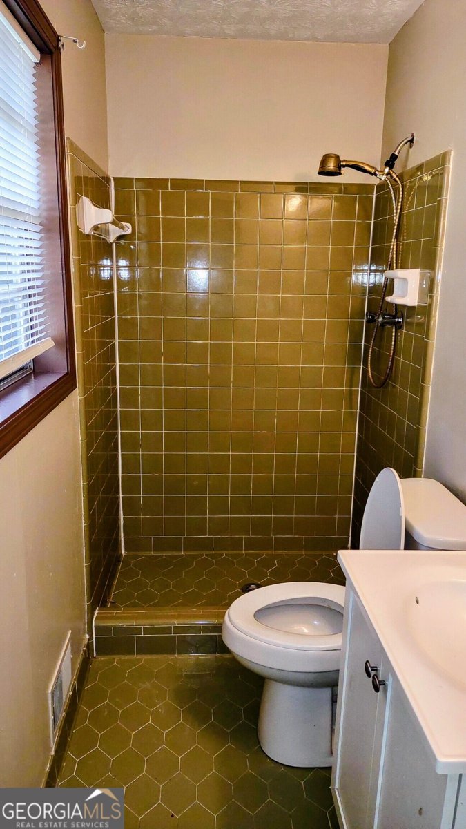 401 Pineburr Lane Stone Mountain - Photo 11