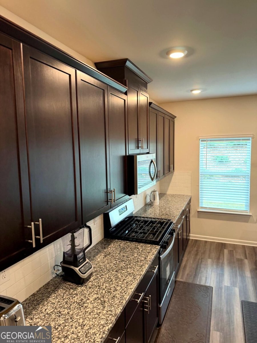 6943 Newcastle Court Fairburn - Photo 14
