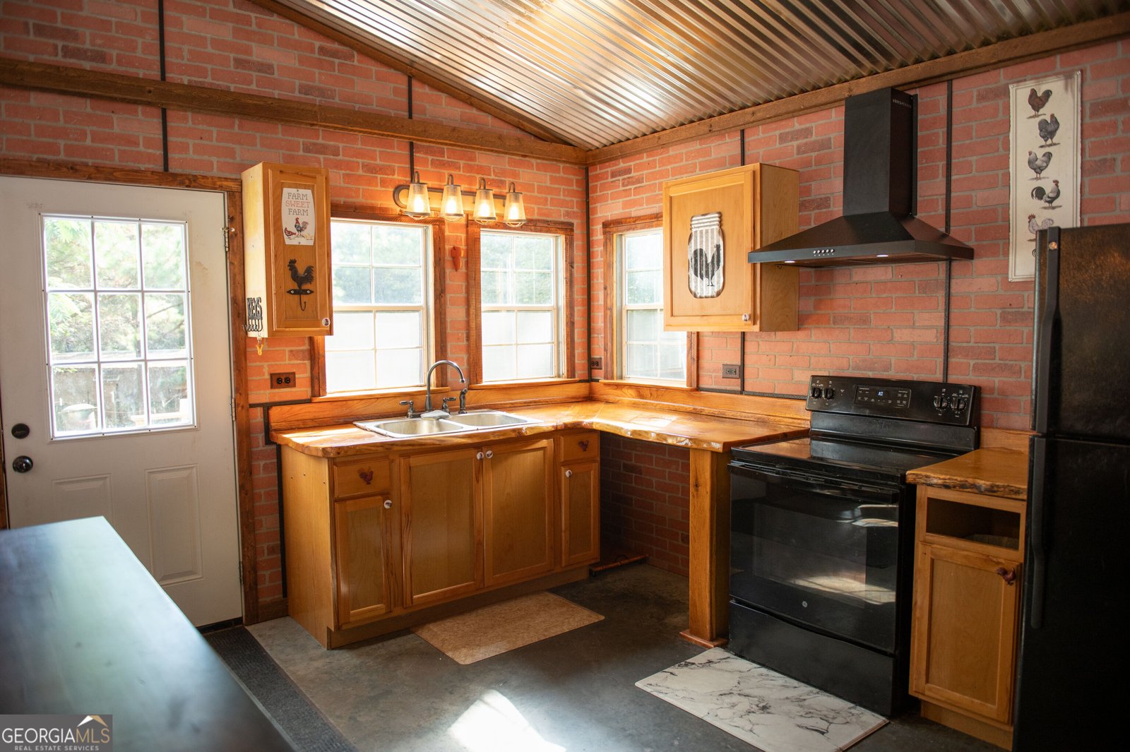 445 Hollis Road Yatesville - Photo 10