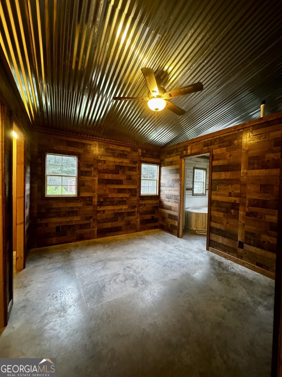 445 Hollis Road Yatesville - Photo 20