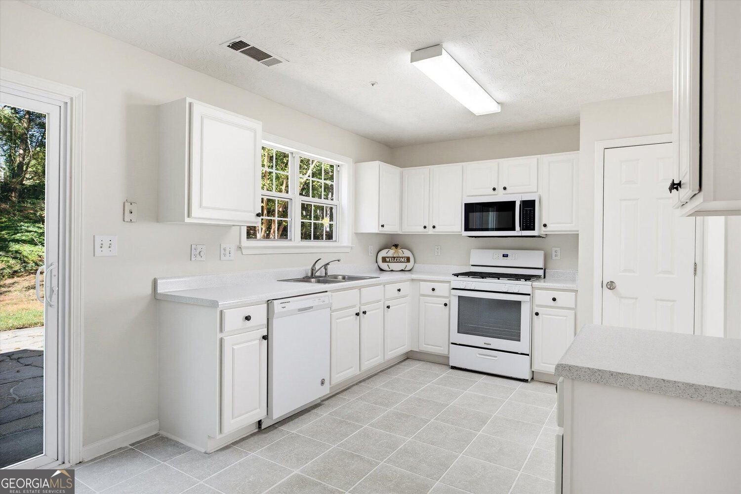 1389 Glenover Way Marietta - Photo 15