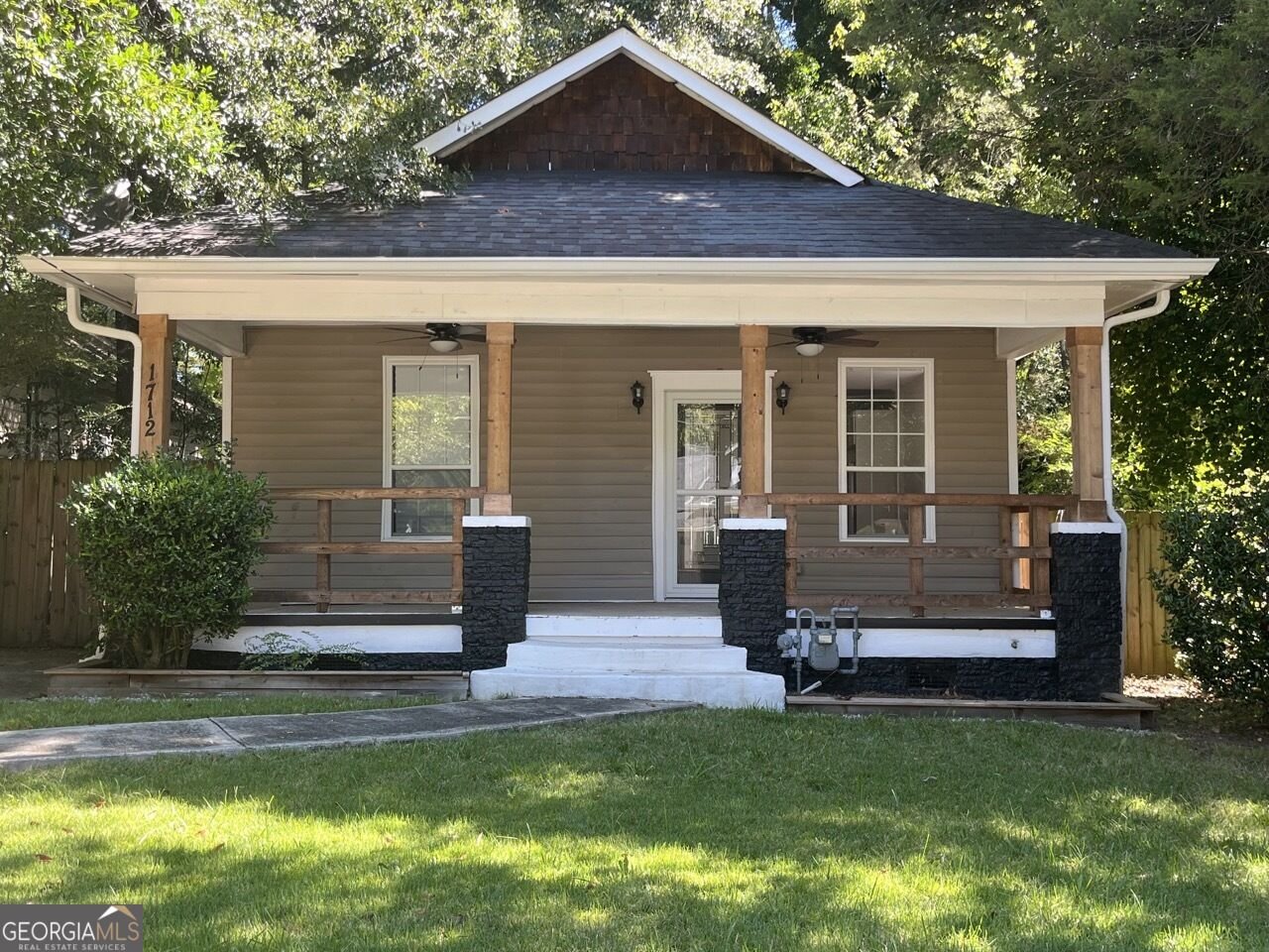 1712 Evans Drive Atlanta - main photo