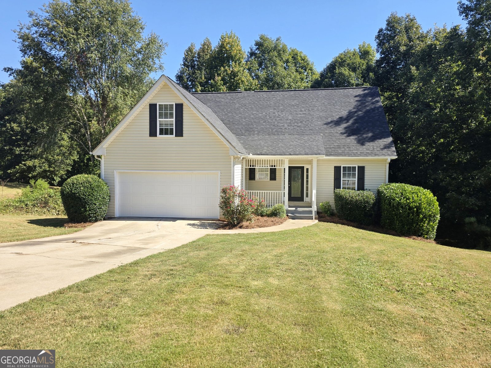 130 Butler Bridge Circle Covington - main photo