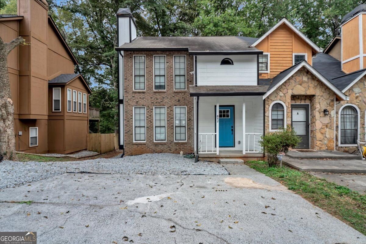 842 Brandy Oaks Lane Stone Mountain - main photo