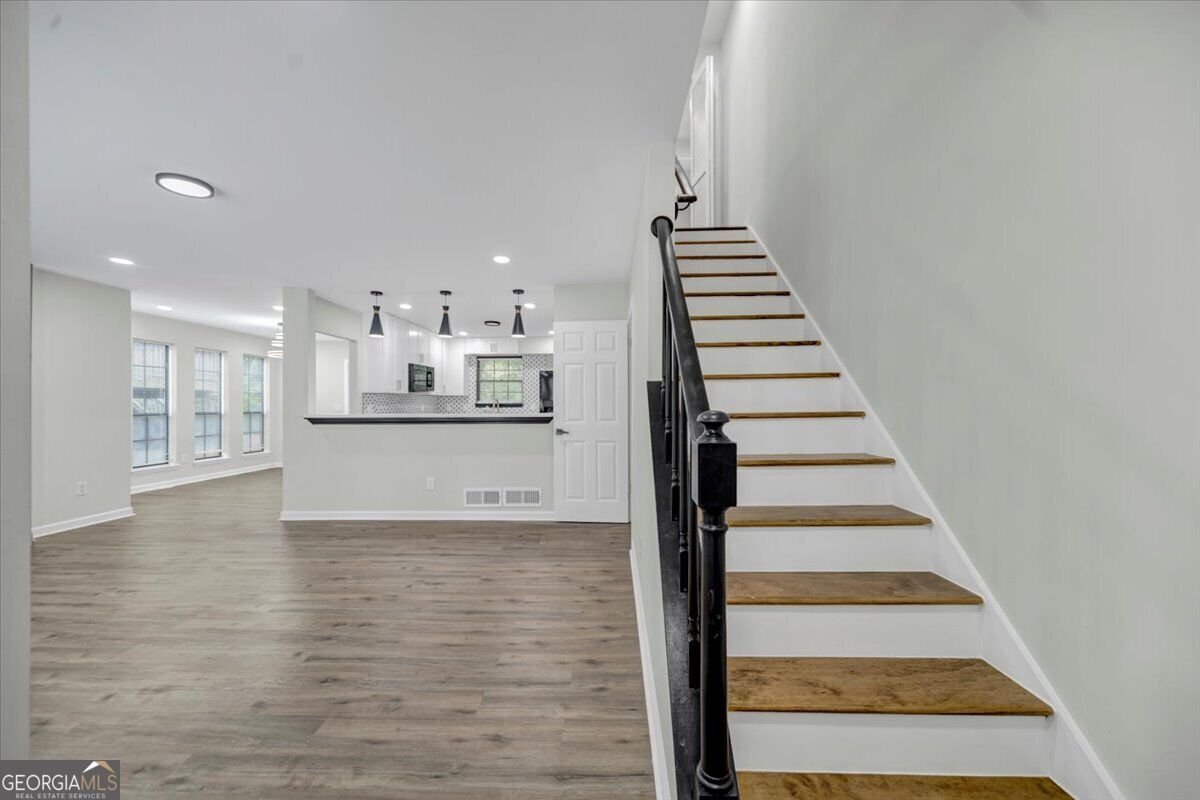 842 Brandy Oaks Lane Stone Mountain - Photo 6