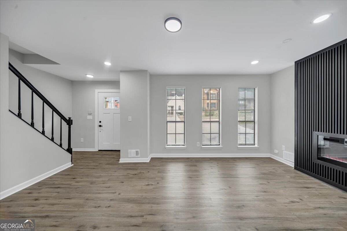 842 Brandy Oaks Lane Stone Mountain - Photo 8