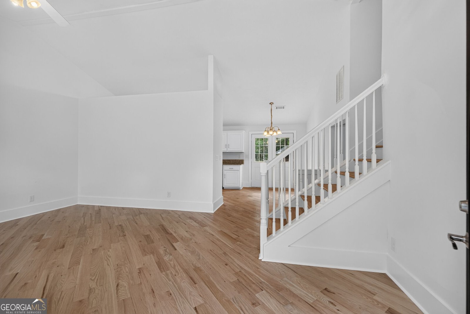 220 Robert Drive Braselton - Photo 8