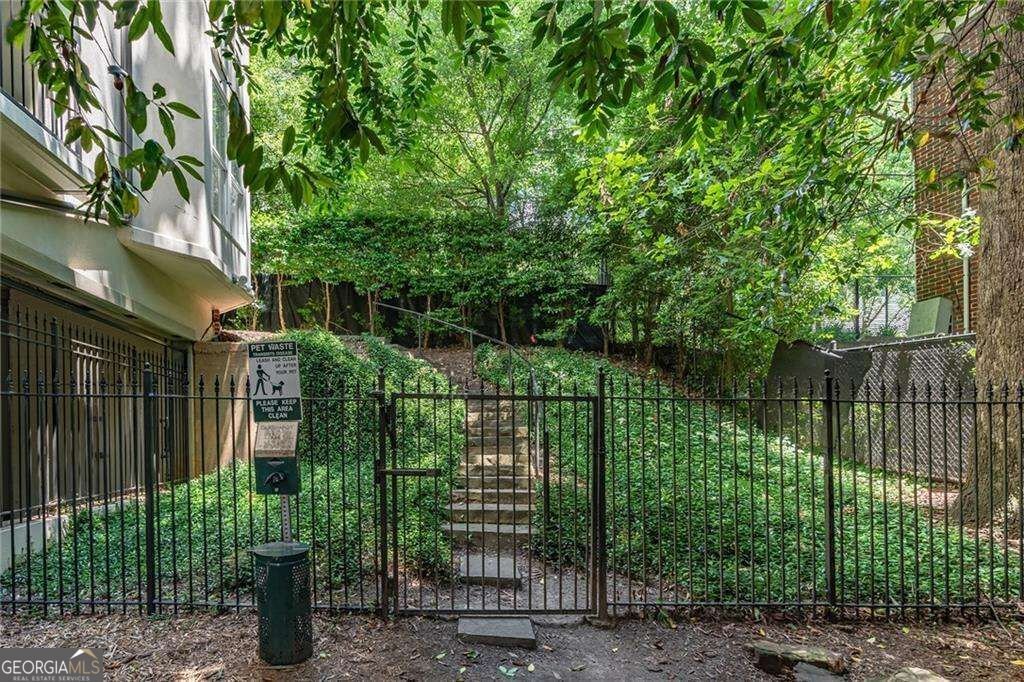 825 Highland Lane Atlanta - Photo 35