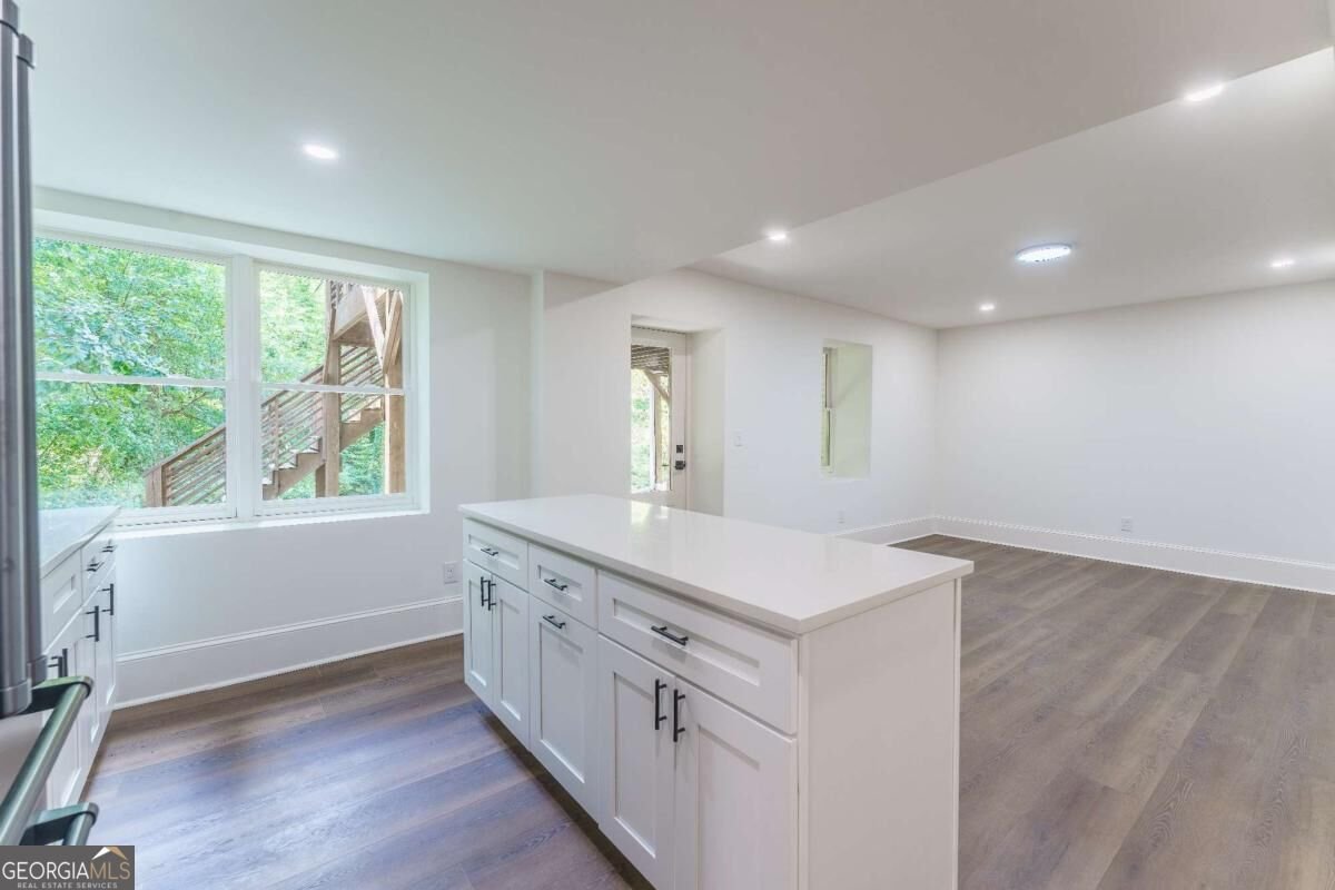 6434 Cherry Tree Lane Sandy Springs - Photo 14