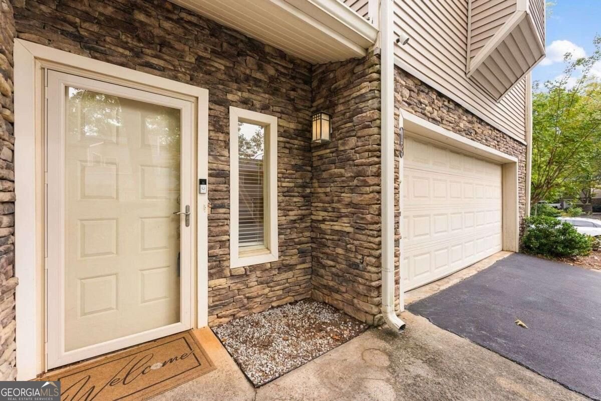 18 Basswood Circle Sandy Springs - Photo 34