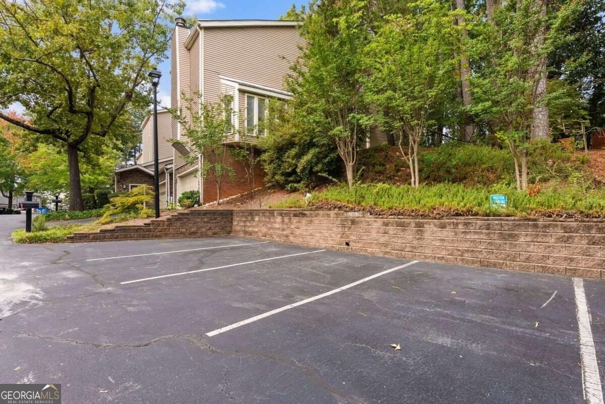 18 Basswood Circle Sandy Springs - Photo 35