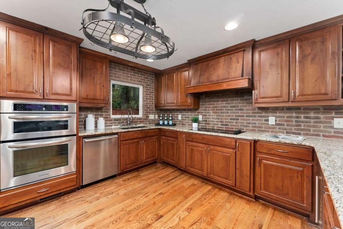 18 Basswood Circle Sandy Springs - Photo 9