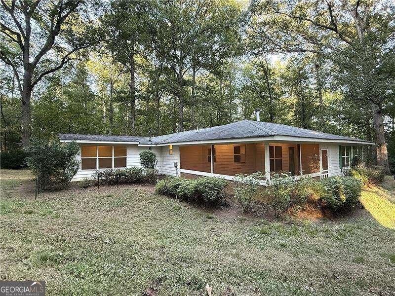3055 Longstreet Road Milton - main photo