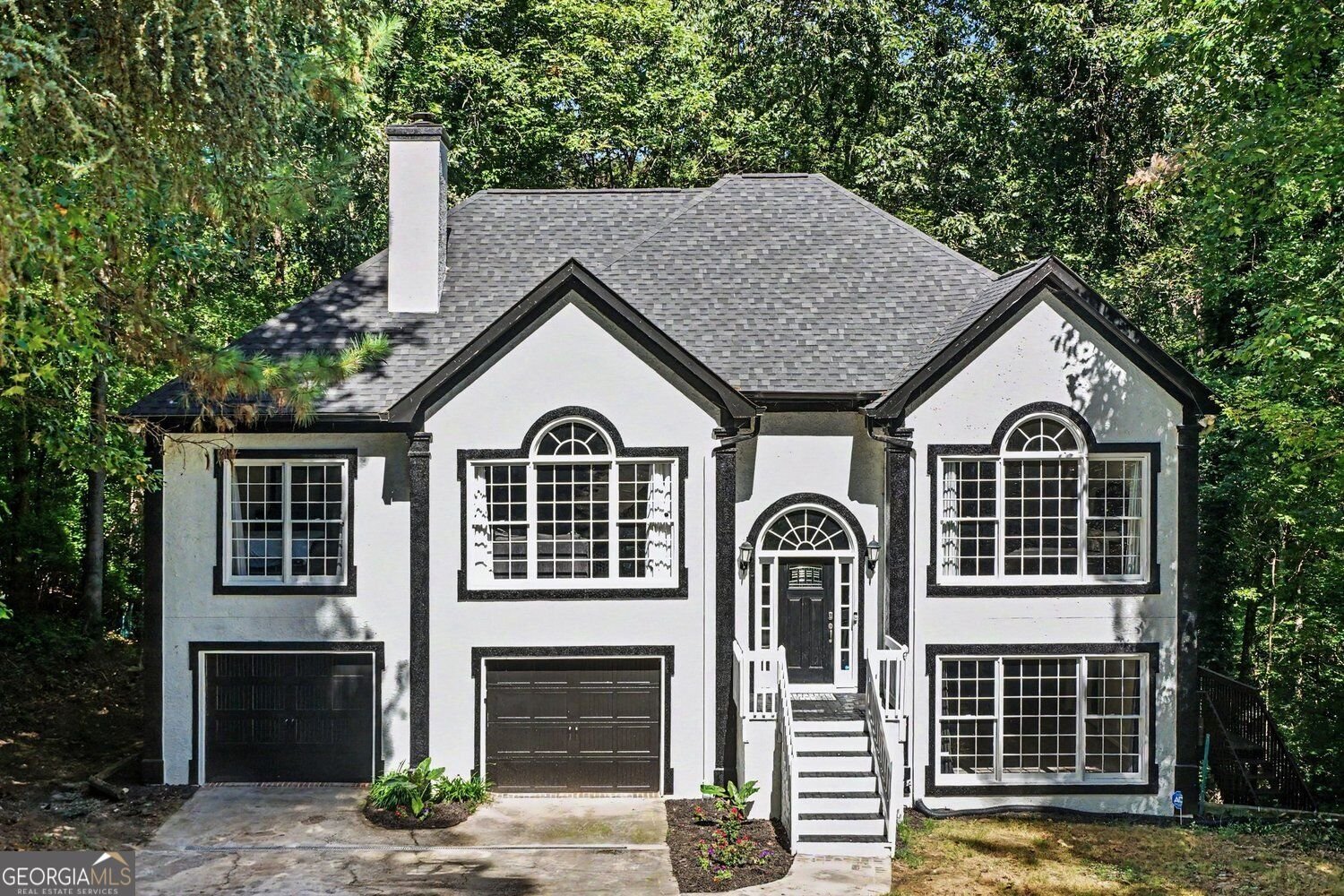 3330 Forrest Bend Lane Snellville - main photo