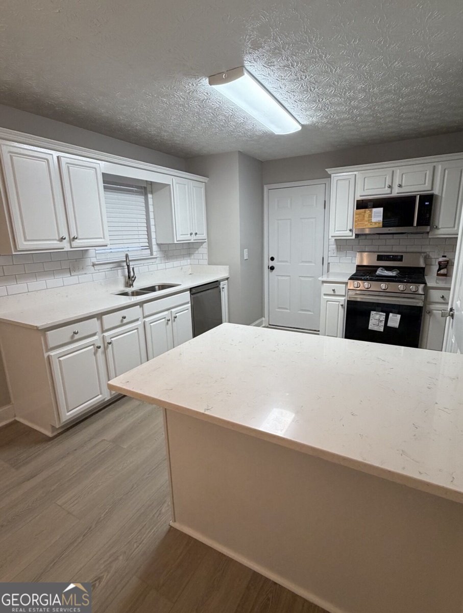 1321 Gates Circle Atlanta - Photo 9