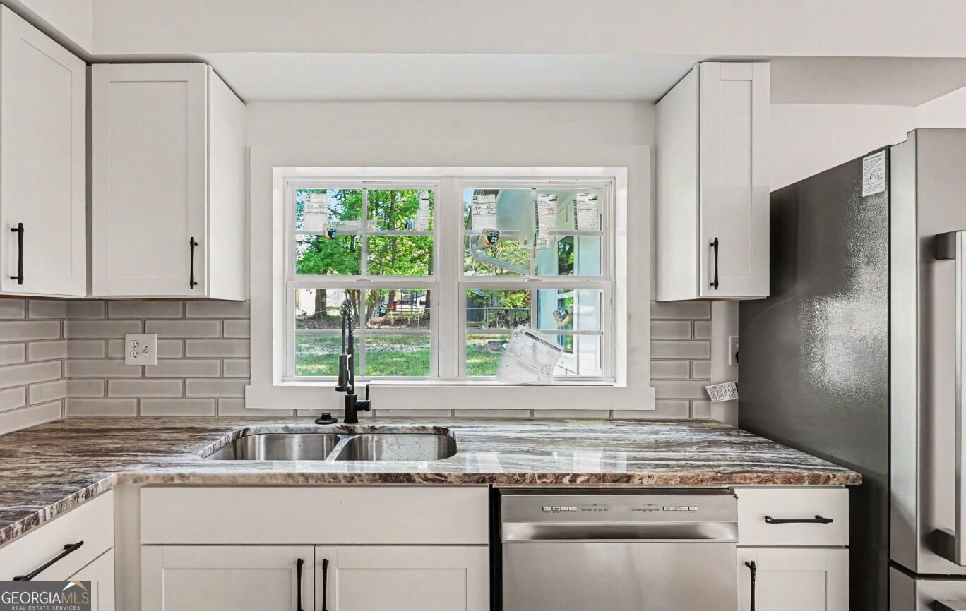 8984 Bentwood Lane Riverdale - Photo 9