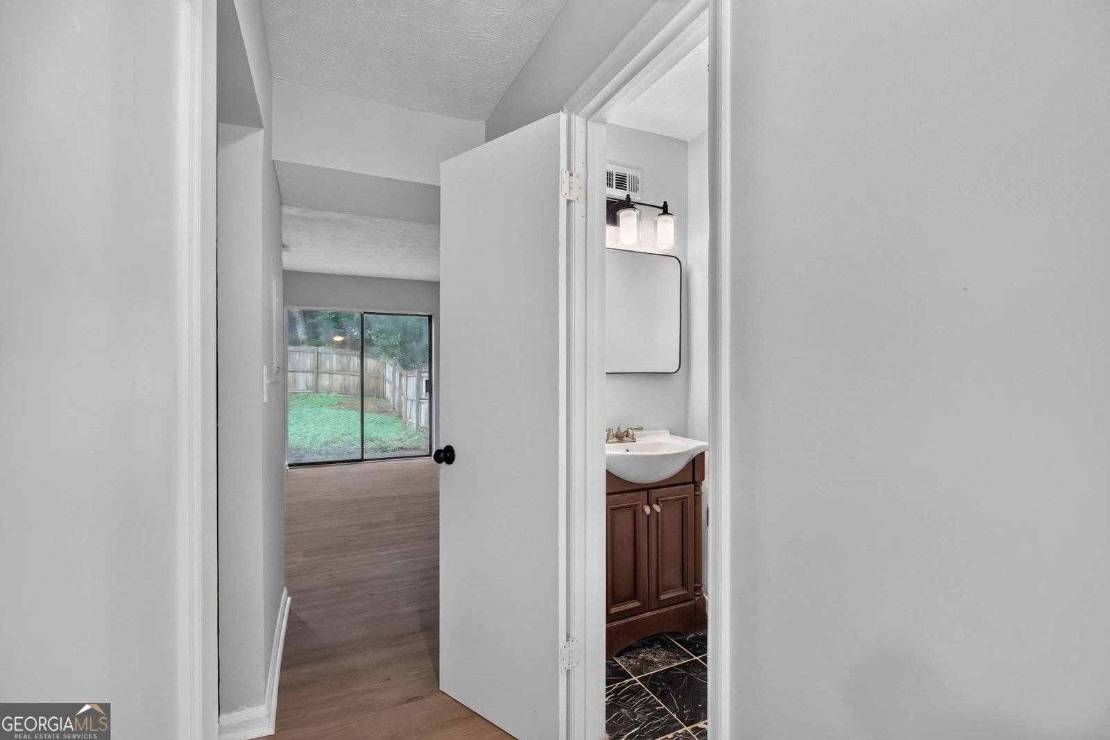 791 Heritage Oaks Drive Stone Mountain - Photo 9