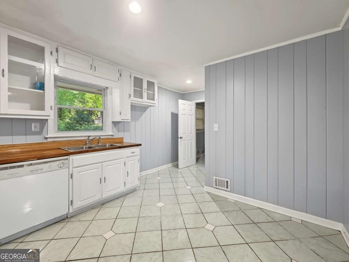 530 Allgood Road Stone Mountain - Photo 11