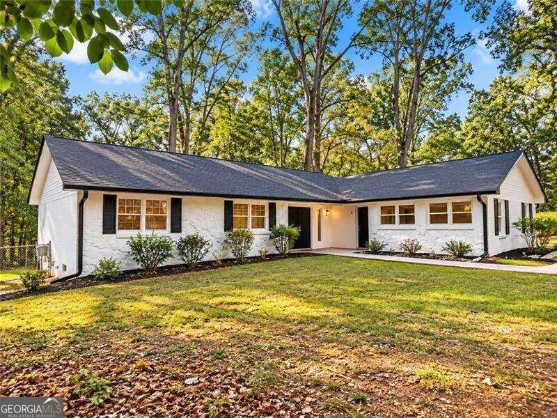 4783 Hickory Court Lilburn - main photo